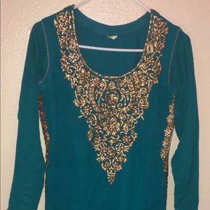 green nd gold tale style like blue nd gold